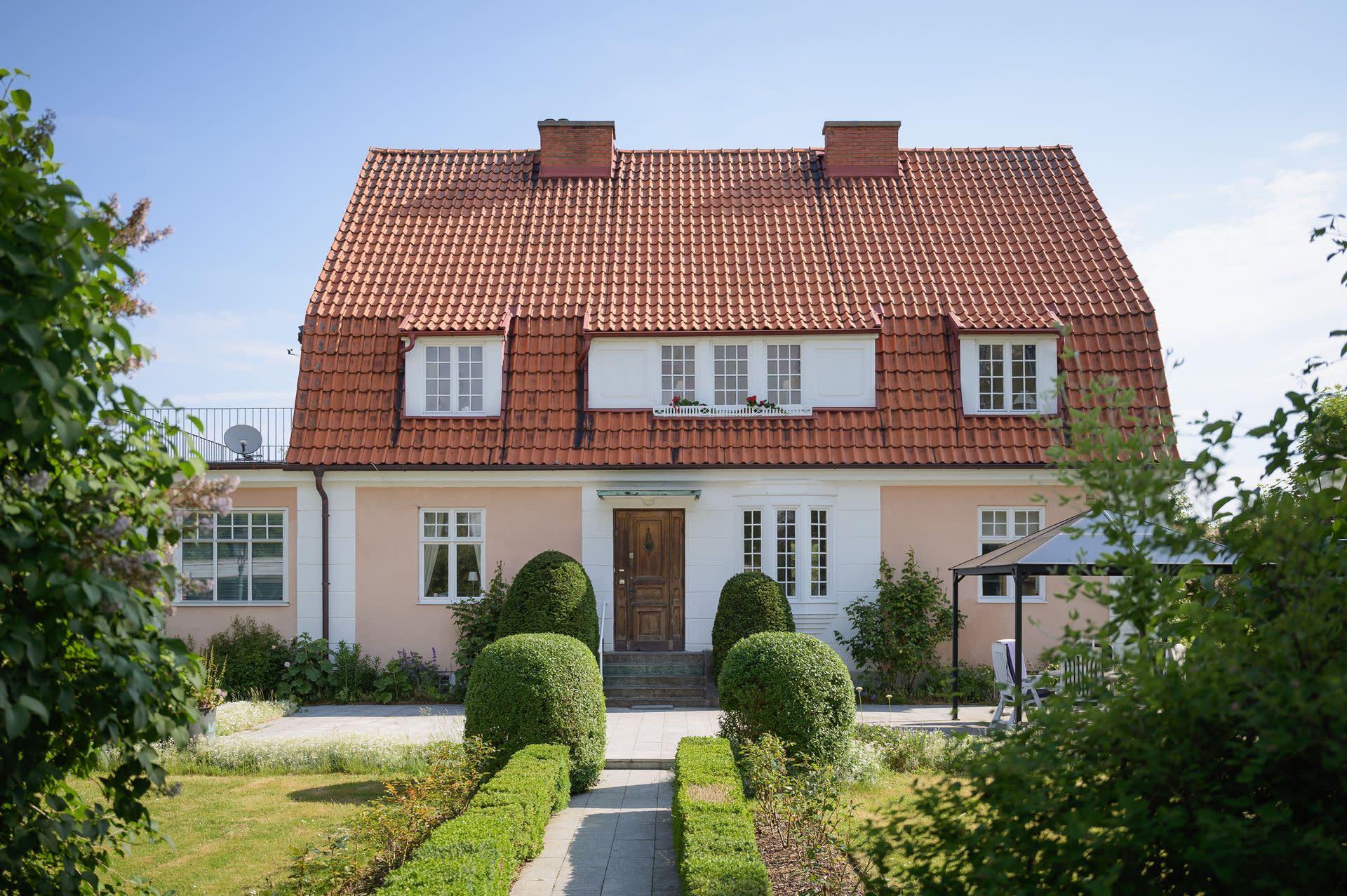 Makalöst vacker prestigevilla beläget på ett av Malmös finaste områden