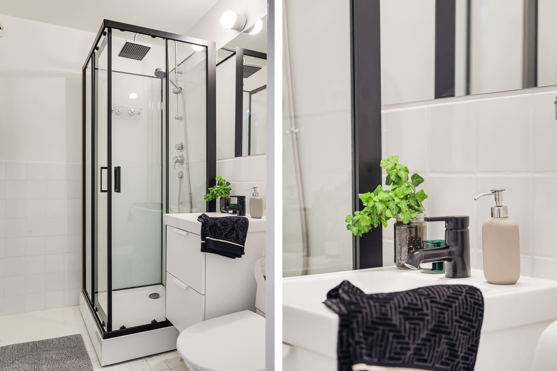 Fräscht badrum med kakel och klinker. Bekvämt med duschkabin och snygga övriga detaljer i svart.